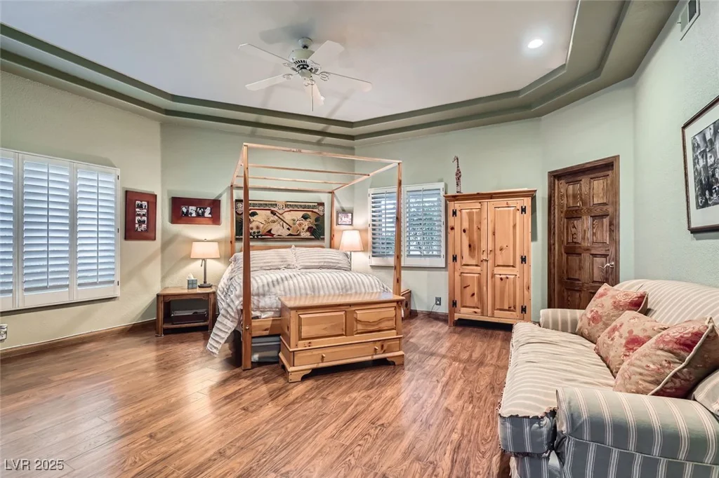24 Wild Dunes, Las Vegas, NV 89113