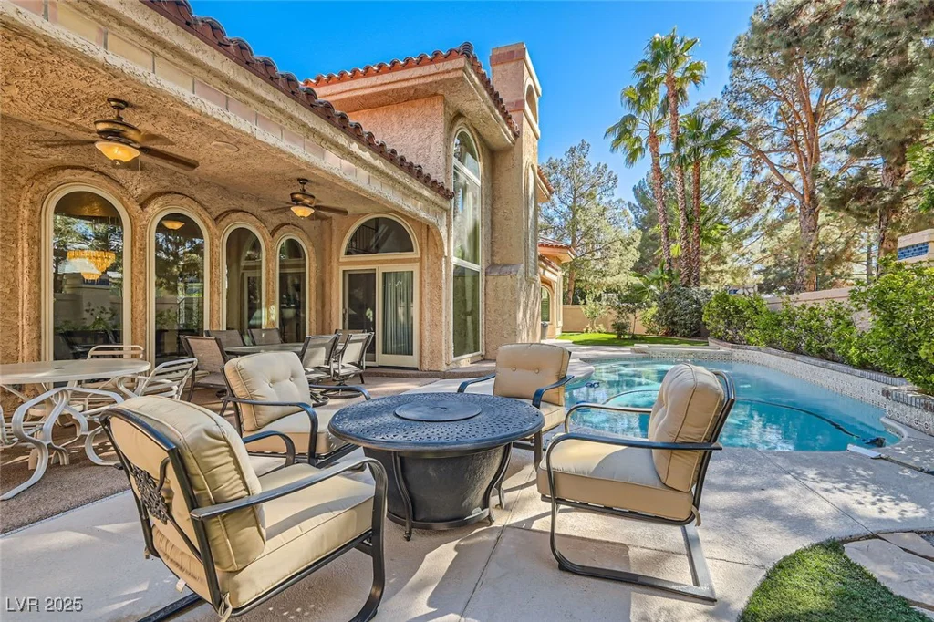 24 Wild Dunes, Las Vegas, NV 89113