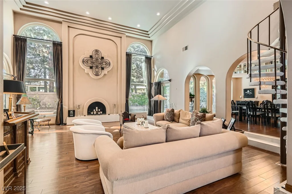 24 Wild Dunes, Las Vegas, NV 89113
