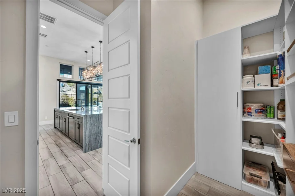 10896 Tranquil Hills, Las Vegas, NV 89135