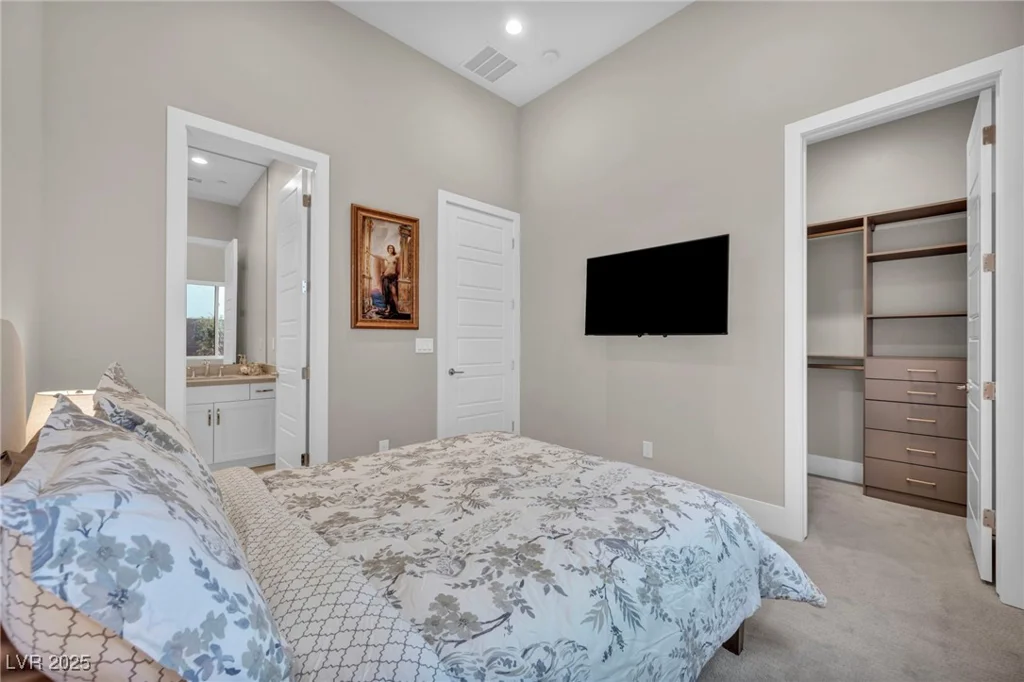 10896 Tranquil Hills, Las Vegas, NV 89135