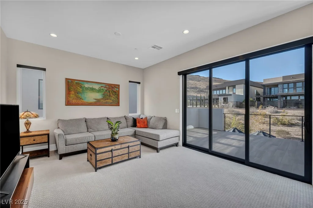 10896 Tranquil Hills, Las Vegas, NV 89135