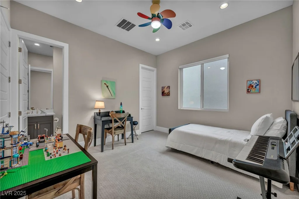 10896 Tranquil Hills, Las Vegas, NV 89135