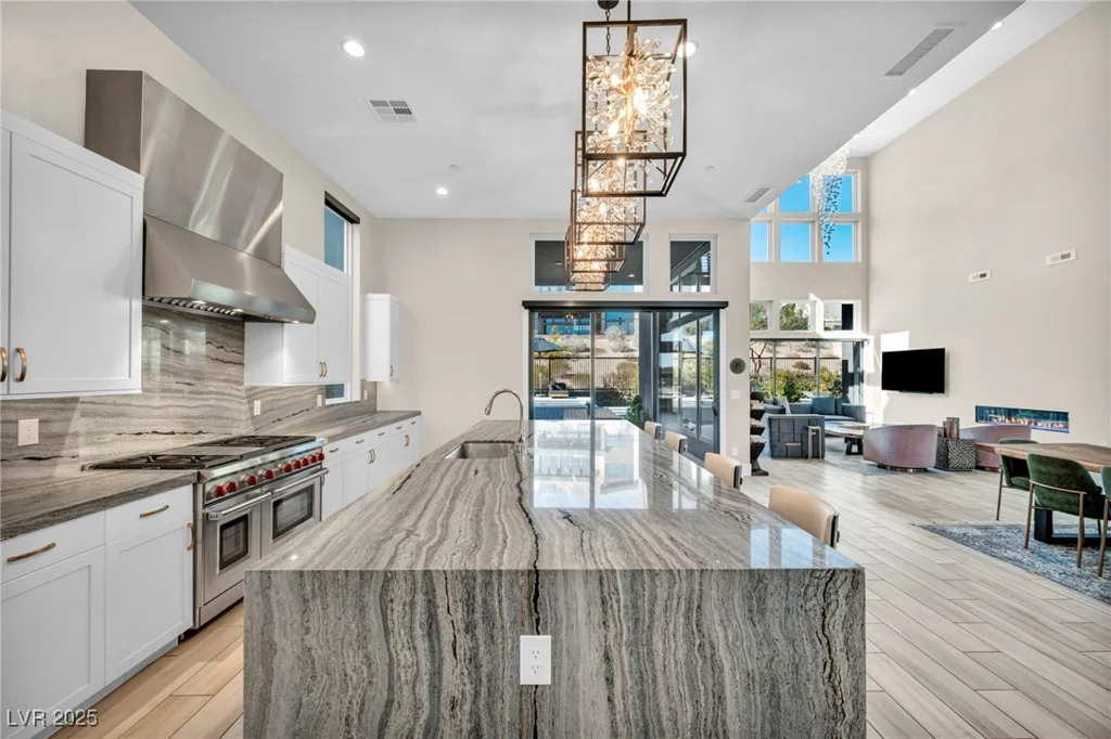 10896 Tranquil Hills, Las Vegas, NV 89135