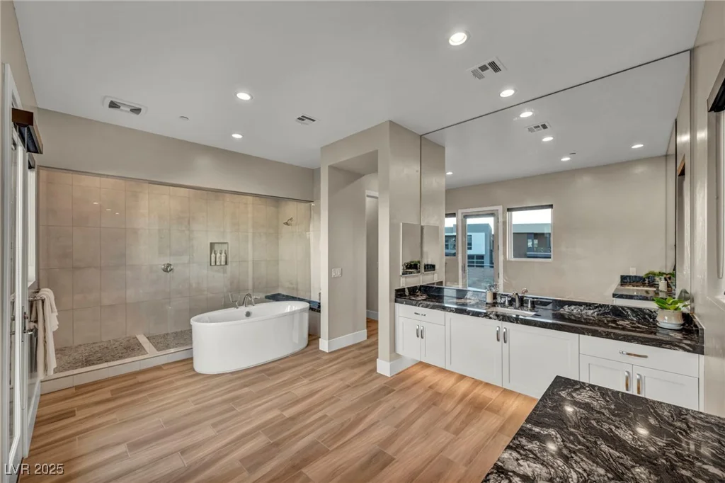 10896 Tranquil Hills, Las Vegas, NV 89135