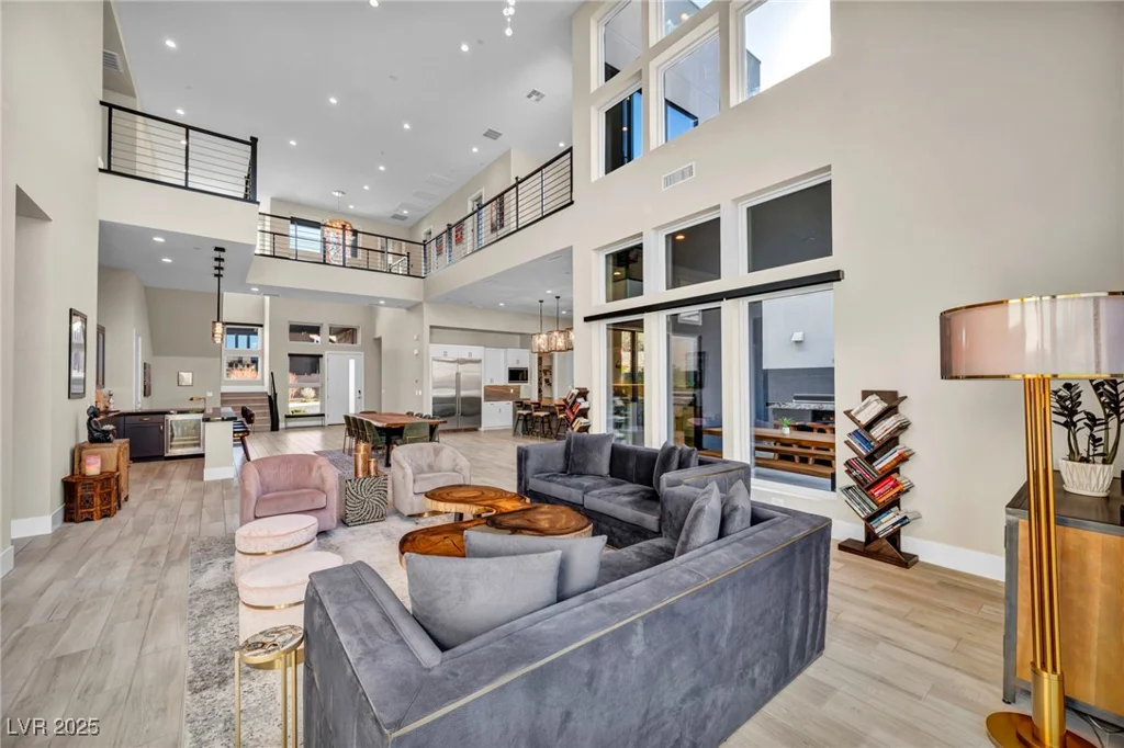 10896 Tranquil Hills, Las Vegas, NV 89135