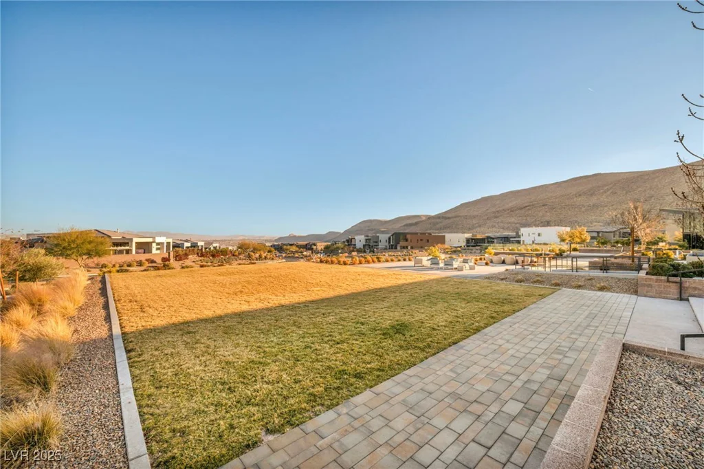 10896 Tranquil Hills, Las Vegas, NV 89135