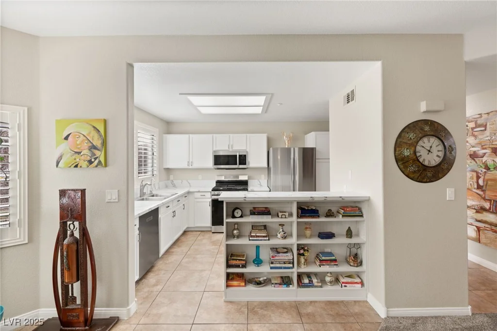 830 Carnegie, Henderson, NV 89052