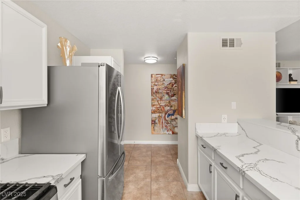 830 Carnegie, Henderson, NV 89052