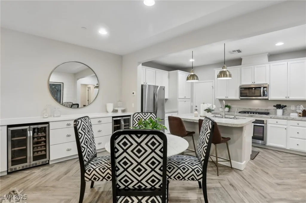 104 Alamere Falls, Las Vegas, NV 89138