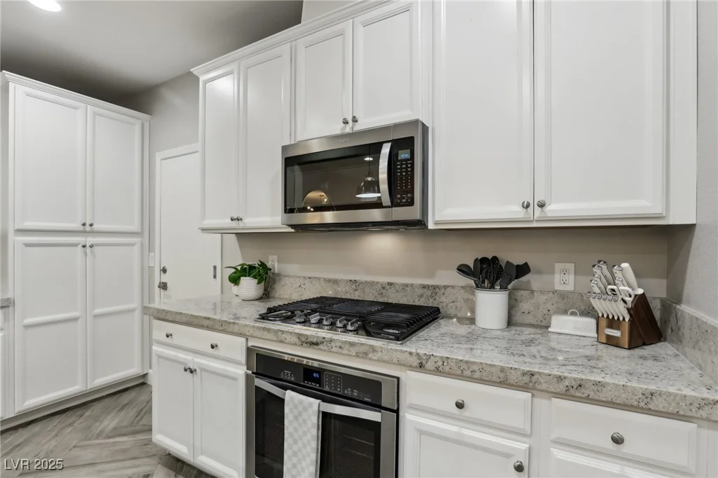 104 Alamere Falls, Las Vegas, NV 89138