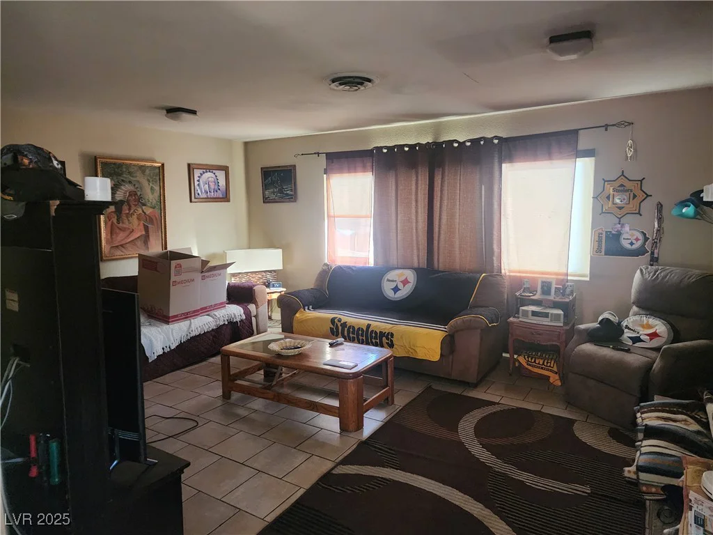 3867 Jewel, Las Vegas, NV 89121