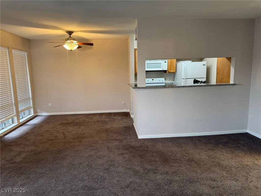 730 Oakmont, Las Vegas, NV 89109