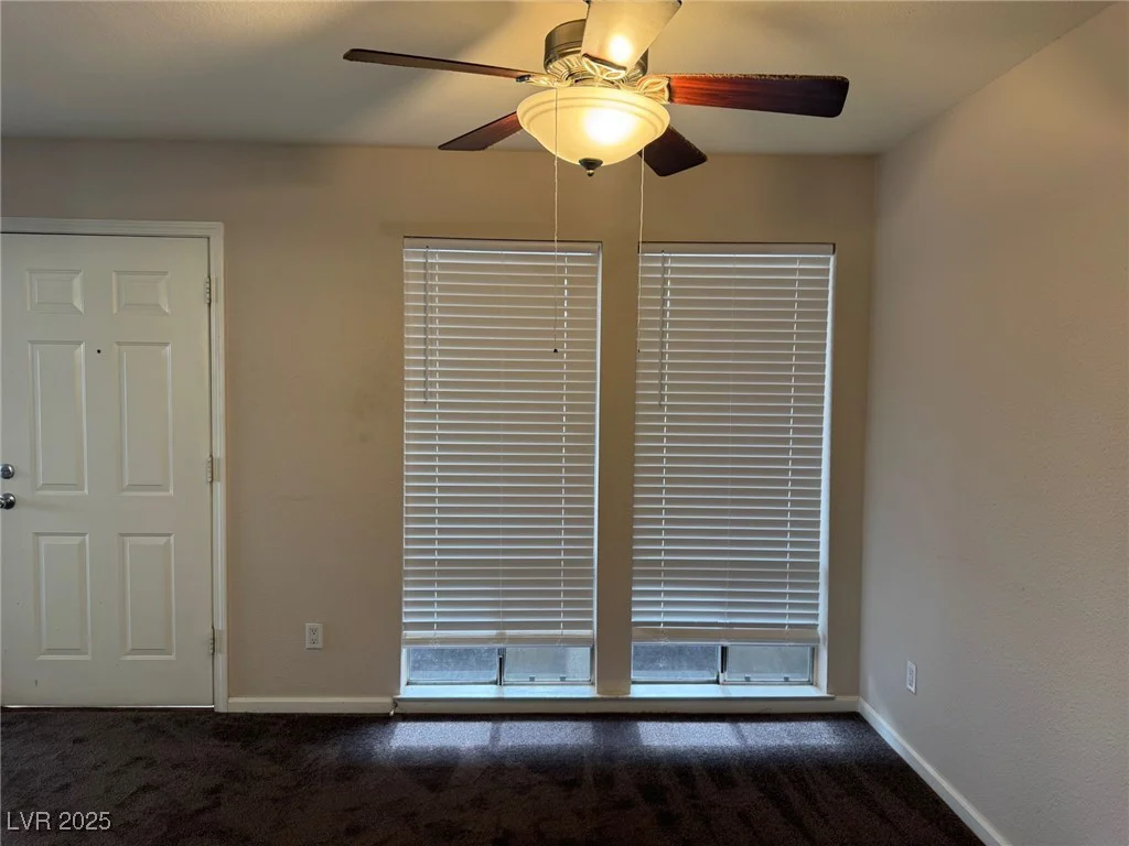 730 Oakmont, Las Vegas, NV 89109