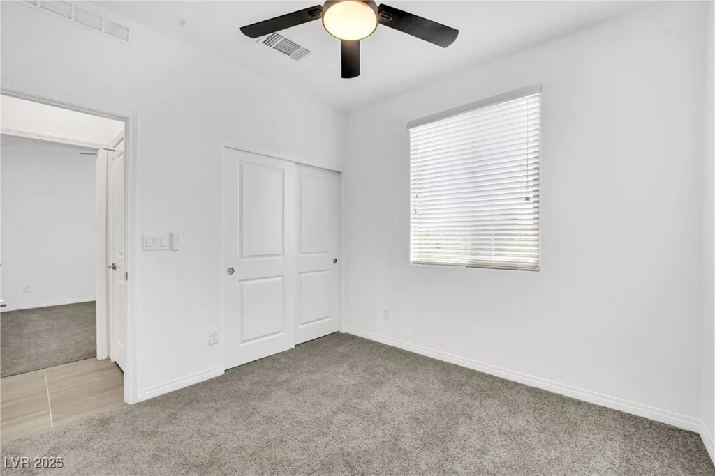 7883 Bethel Heights, Las Vegas, NV 89113