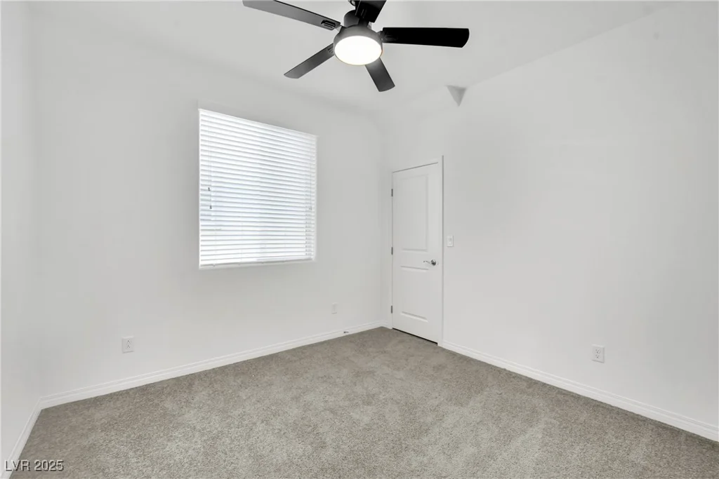 7883 Bethel Heights, Las Vegas, NV 89113