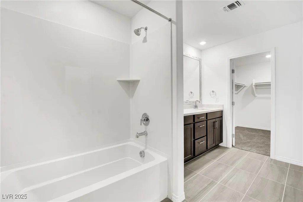 7883 Bethel Heights, Las Vegas, NV 89113