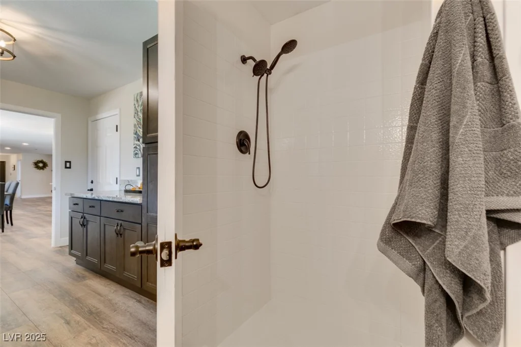 390 Peaceful, Las Vegas, NV 89110