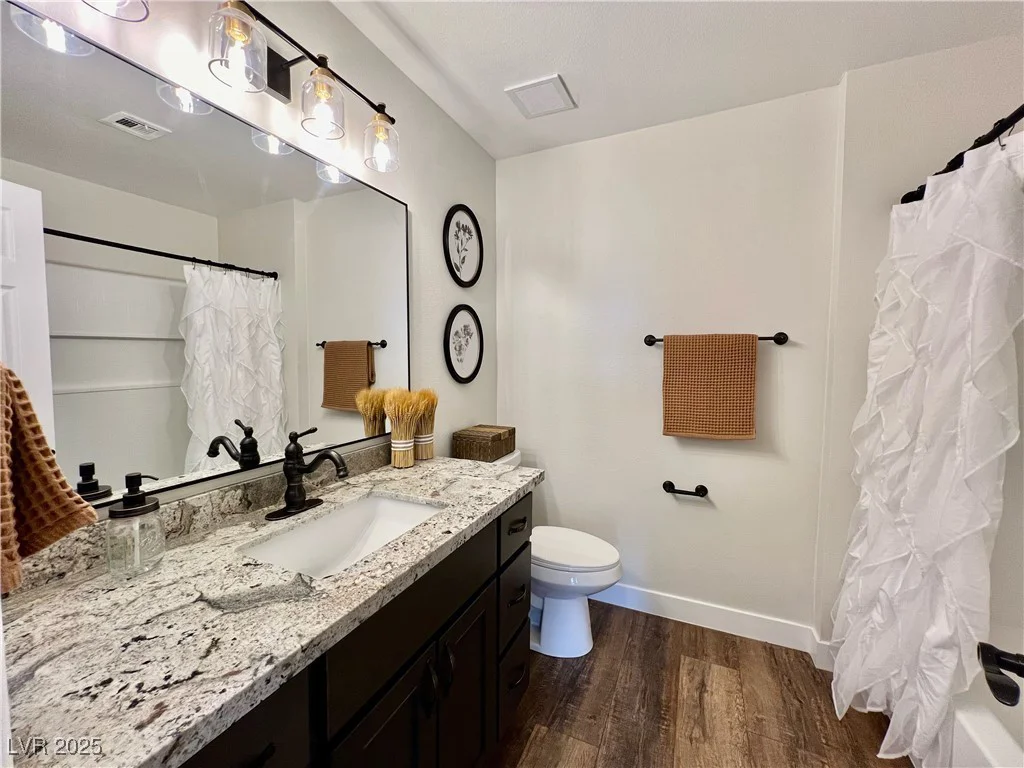 390 Peaceful, Las Vegas, NV 89110