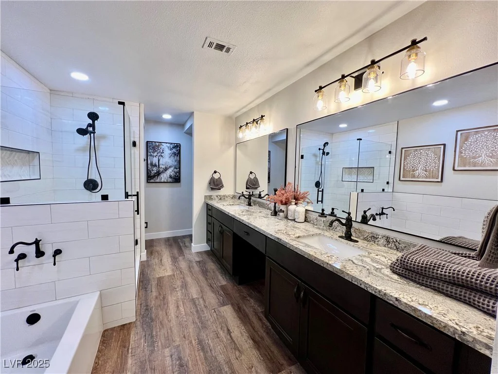 390 Peaceful, Las Vegas, NV 89110