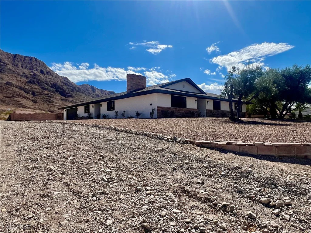 390 Peaceful, Las Vegas, NV 89110