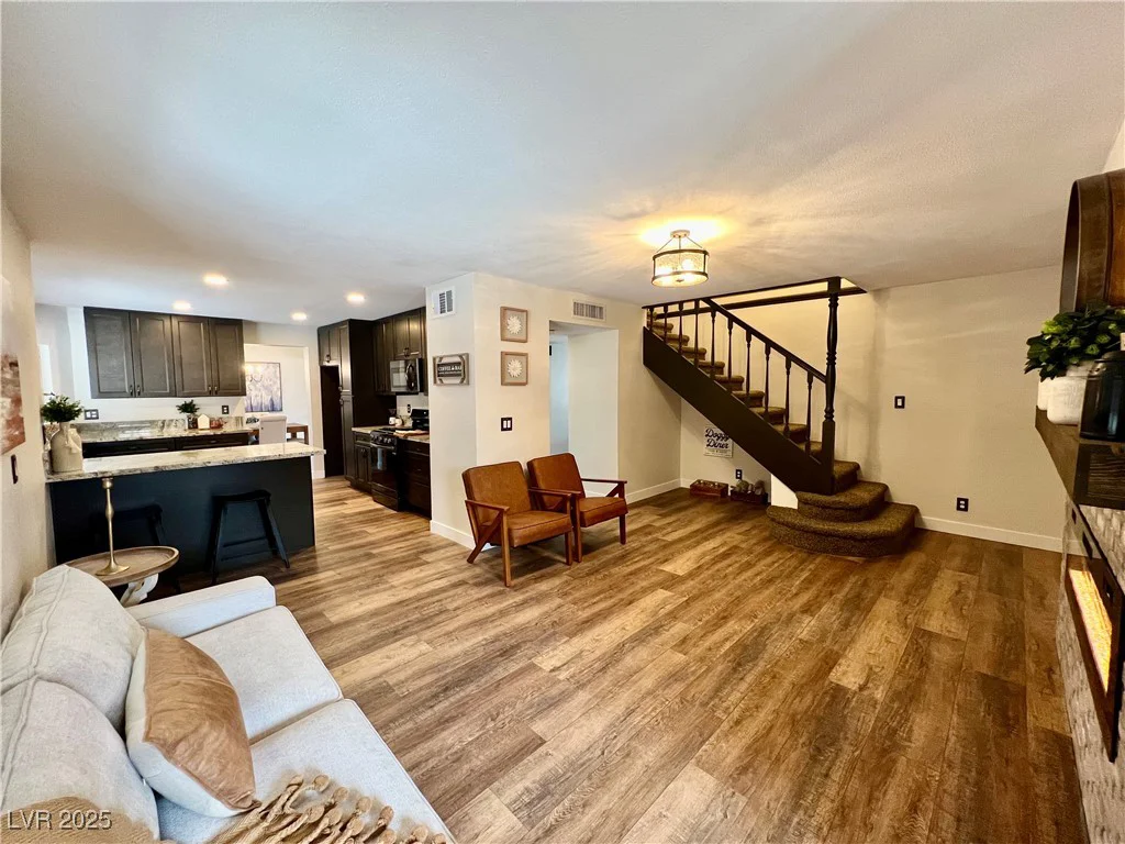 3981 Ebro, Las Vegas, NV 89103