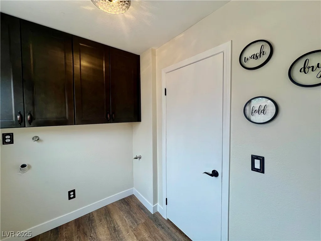 3981 Ebro, Las Vegas, NV 89103
