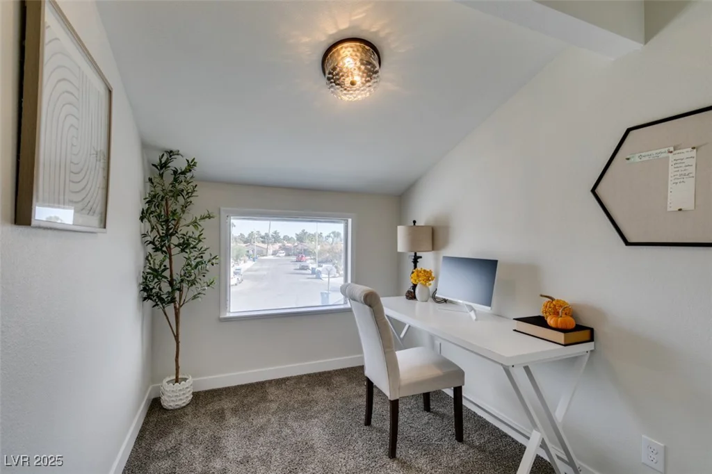 3981 Ebro, Las Vegas, NV 89103