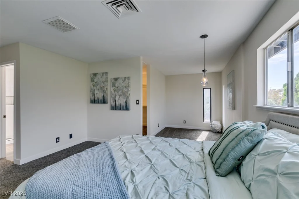 3981 Ebro, Las Vegas, NV 89103