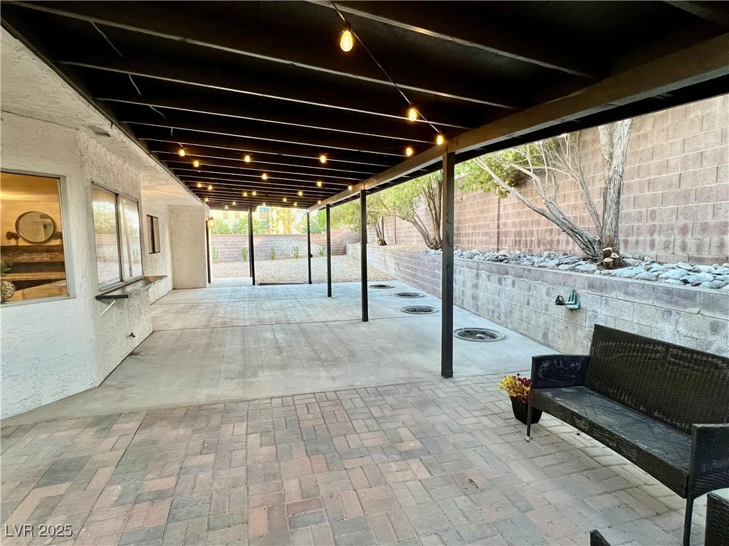 3981 Ebro, Las Vegas, NV 89103