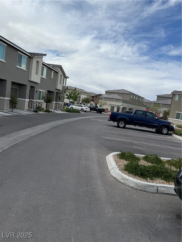 2853 Tahiti Grape, Las Vegas, NV 89183
