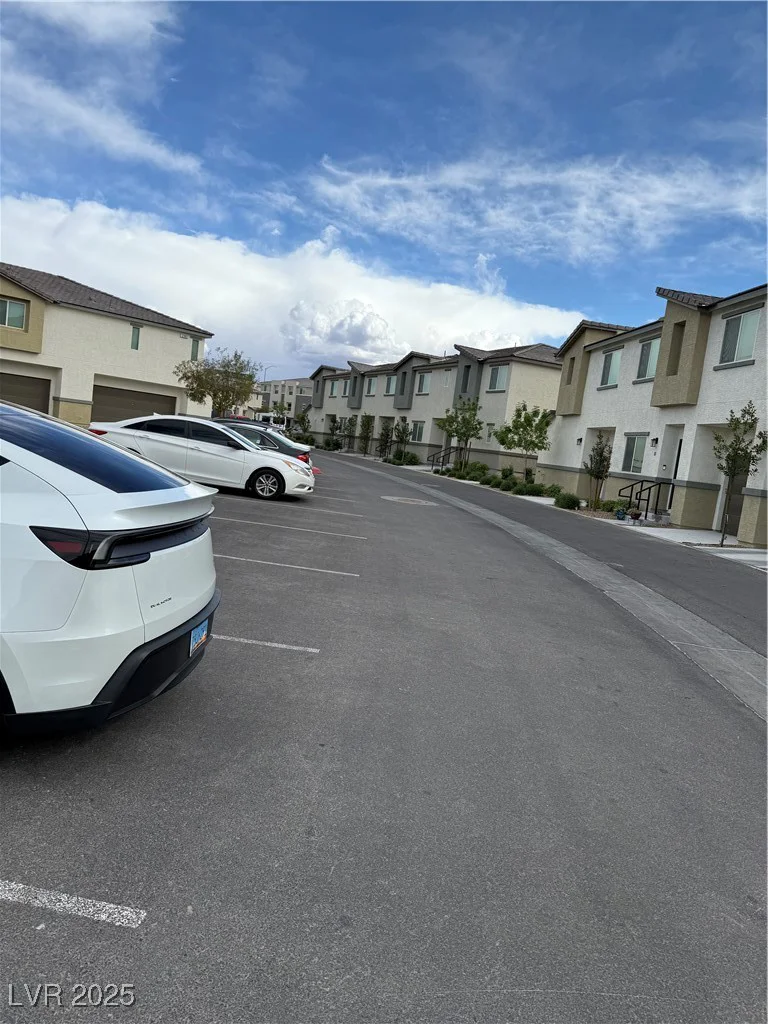2853 Tahiti Grape, Las Vegas, NV 89183