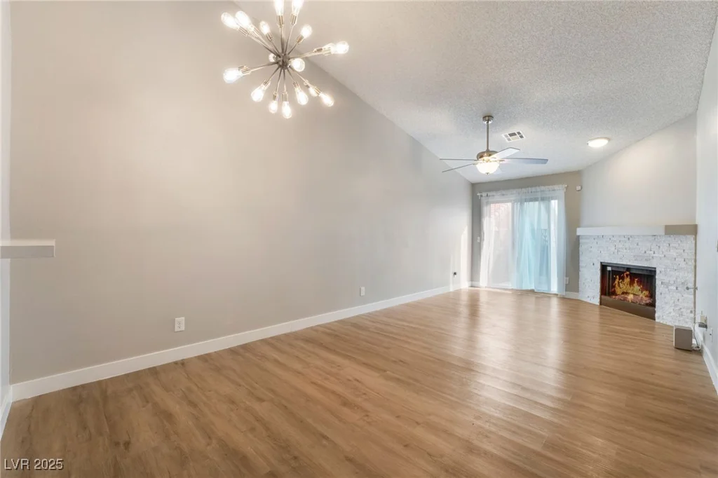 312 Crosswind, Las Vegas, NV 89145