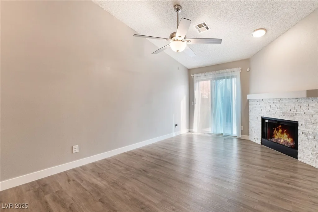 312 Crosswind, Las Vegas, NV 89145