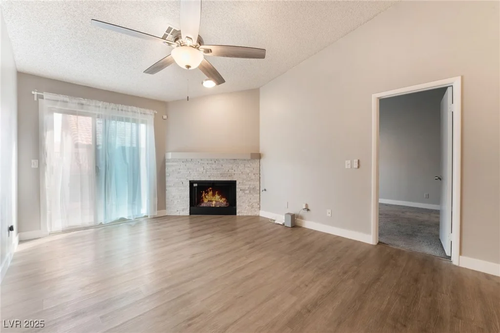 312 Crosswind, Las Vegas, NV 89145