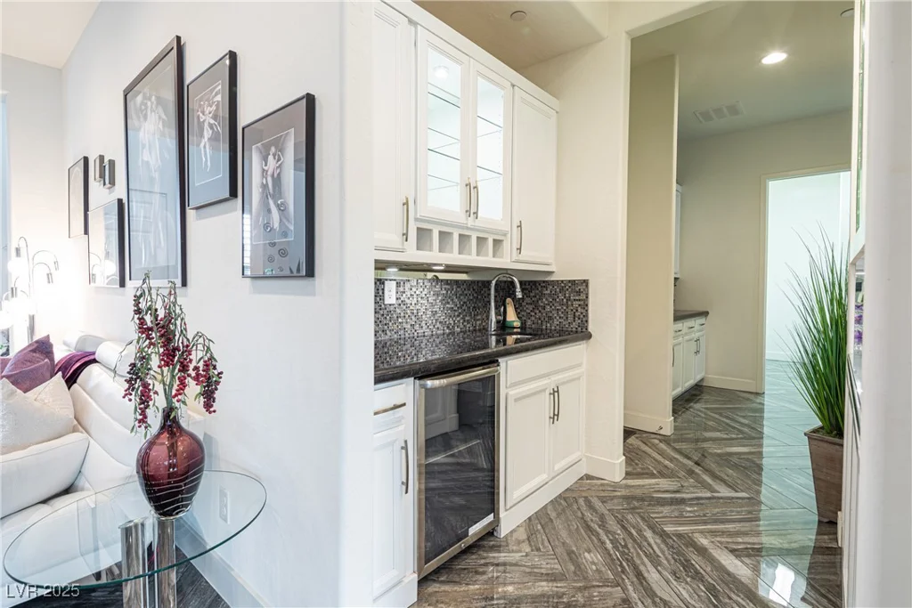 2818 Belmont, Henderson, NV 89074