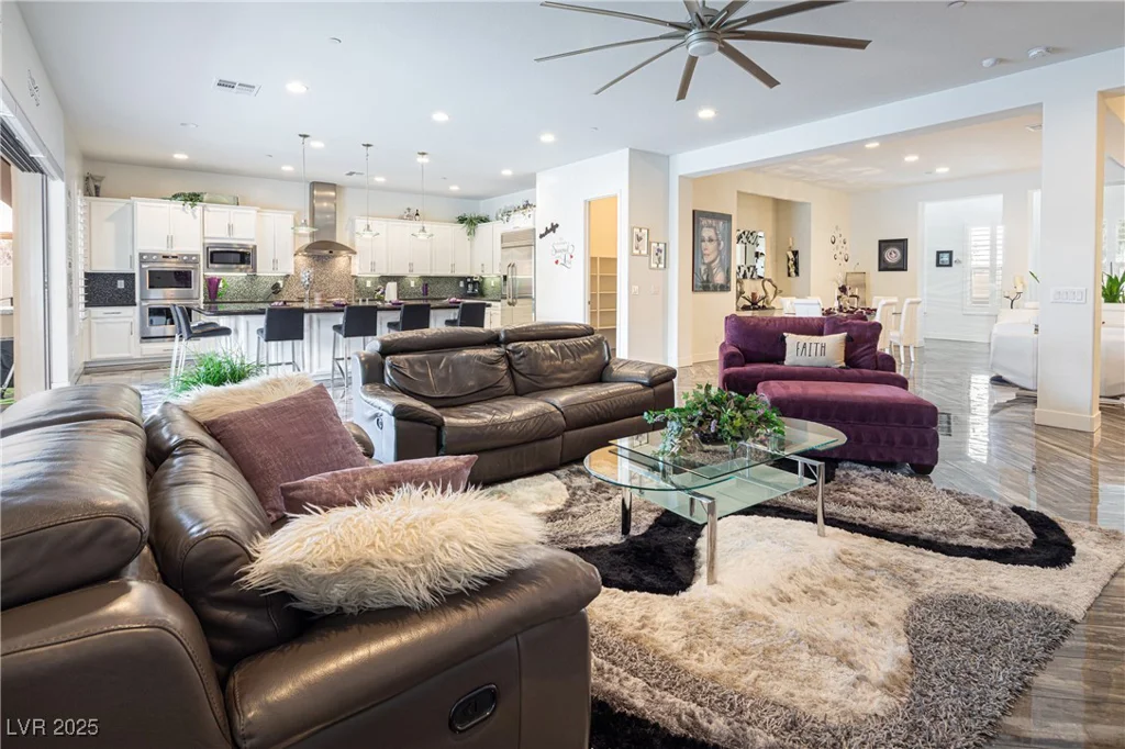 2818 Belmont, Henderson, NV 89074