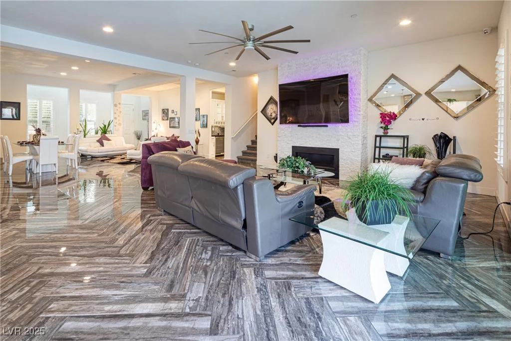 2818 Belmont, Henderson, NV 89074