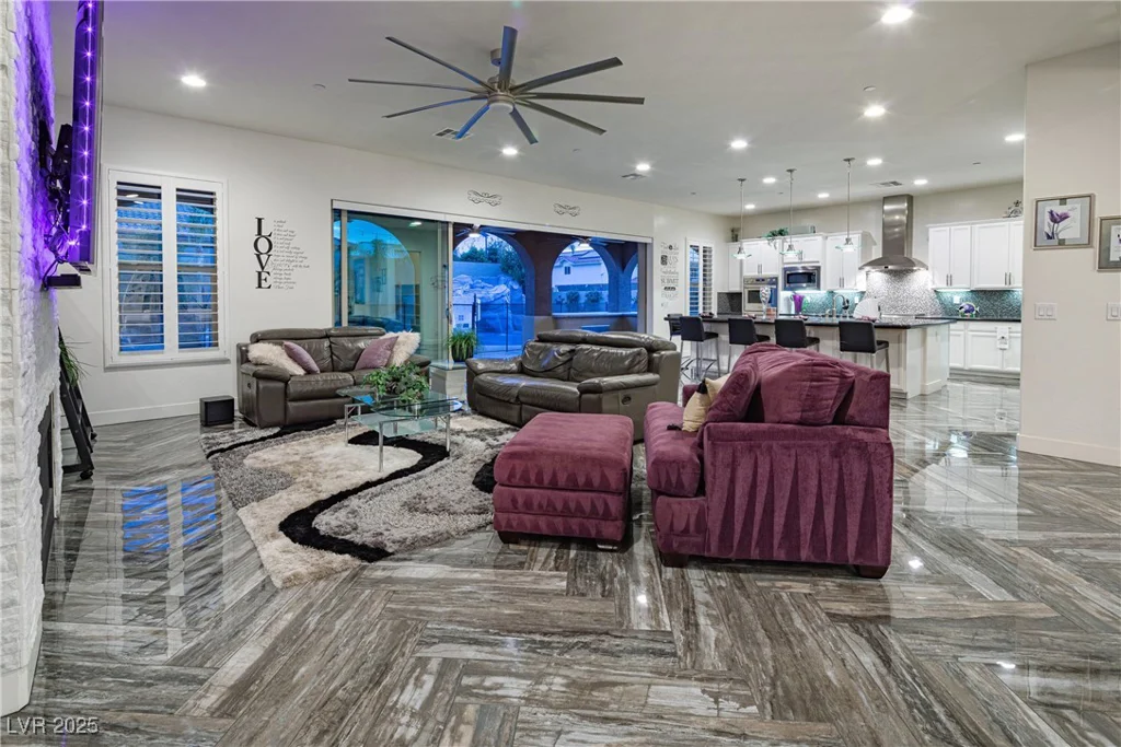 2818 Belmont, Henderson, NV 89074