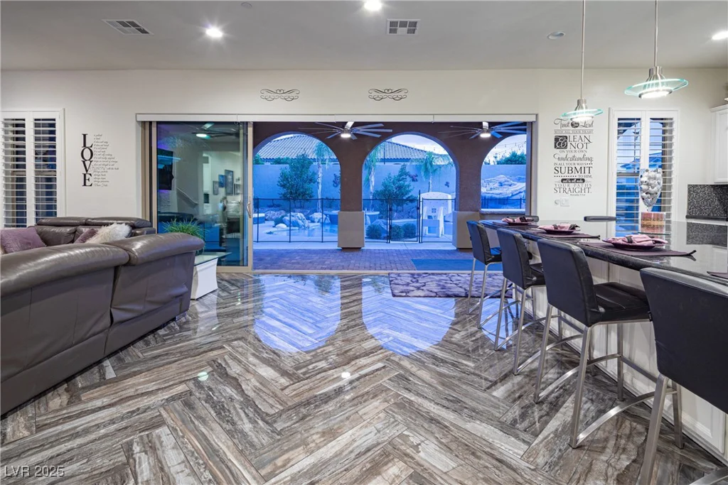 2818 Belmont, Henderson, NV 89074