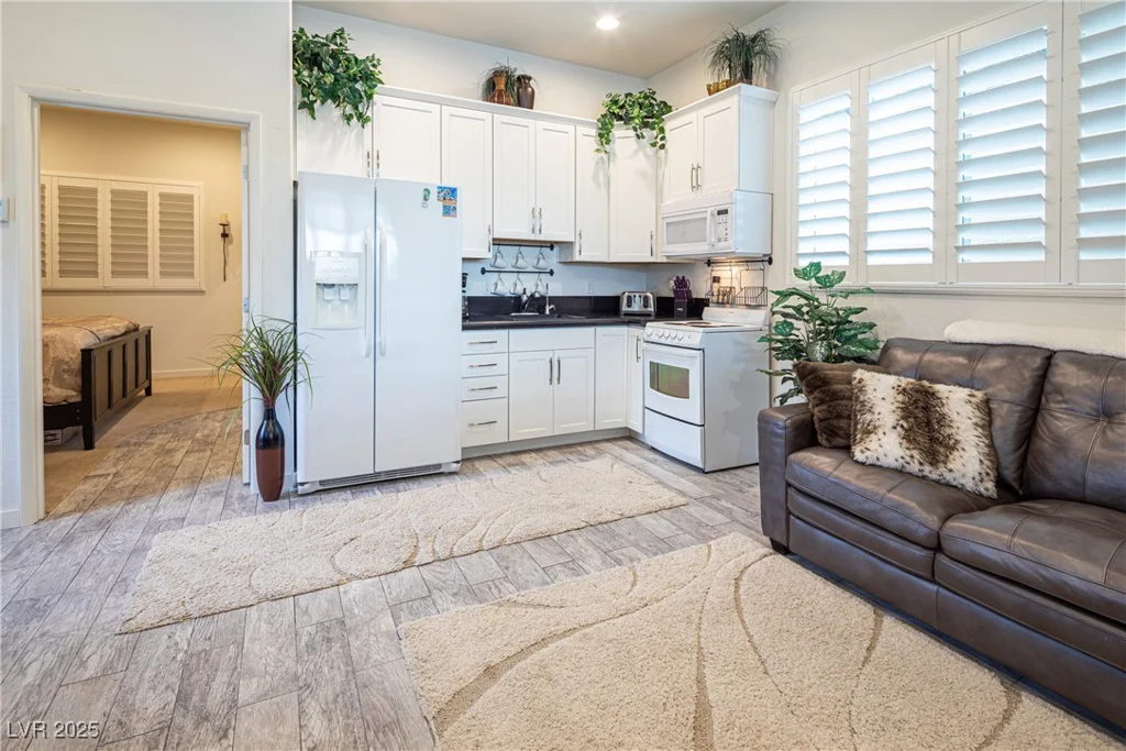 2818 Belmont, Henderson, NV 89074