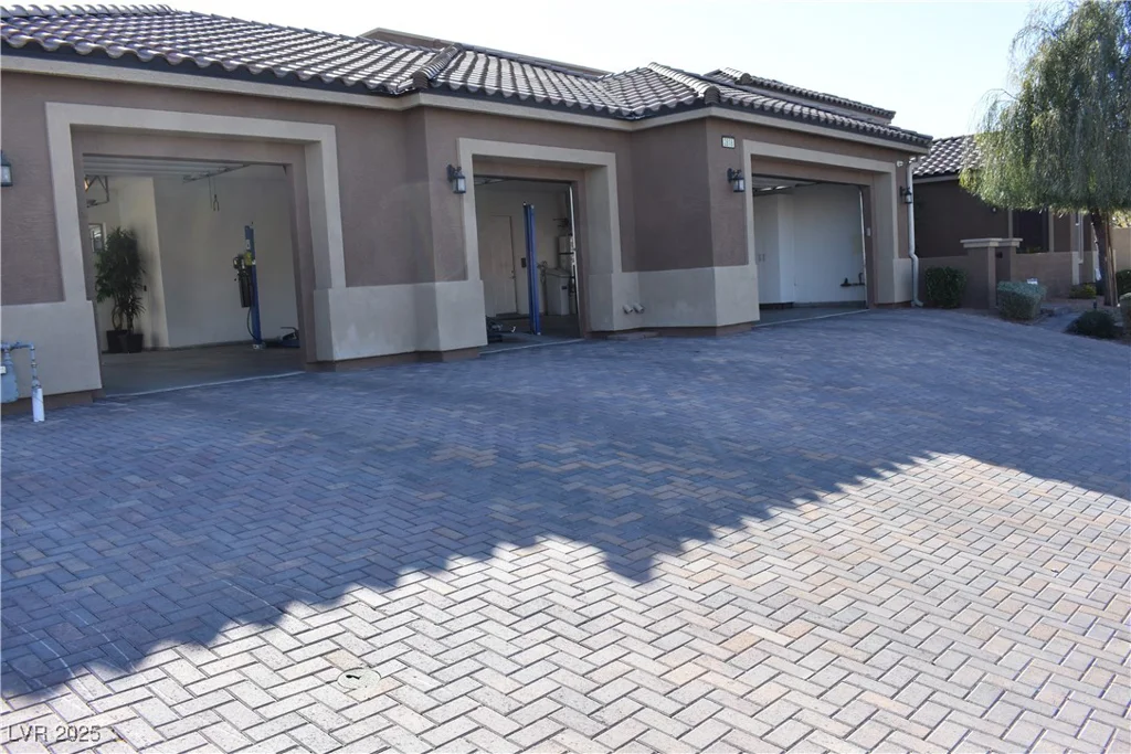 2818 Belmont, Henderson, NV 89074