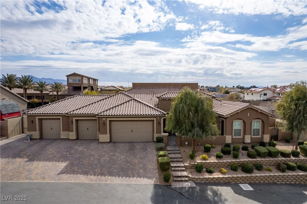 2818 Belmont, Henderson, NV 89074