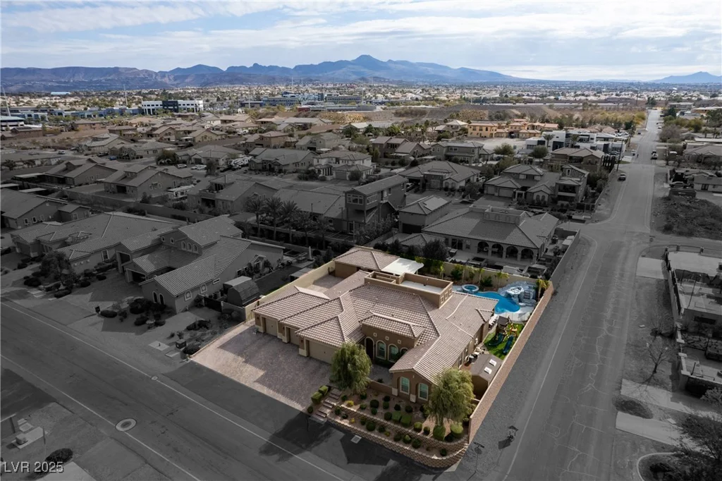 2818 Belmont, Henderson, NV 89074