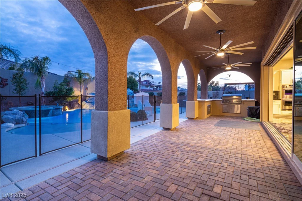 2818 Belmont, Henderson, NV 89074