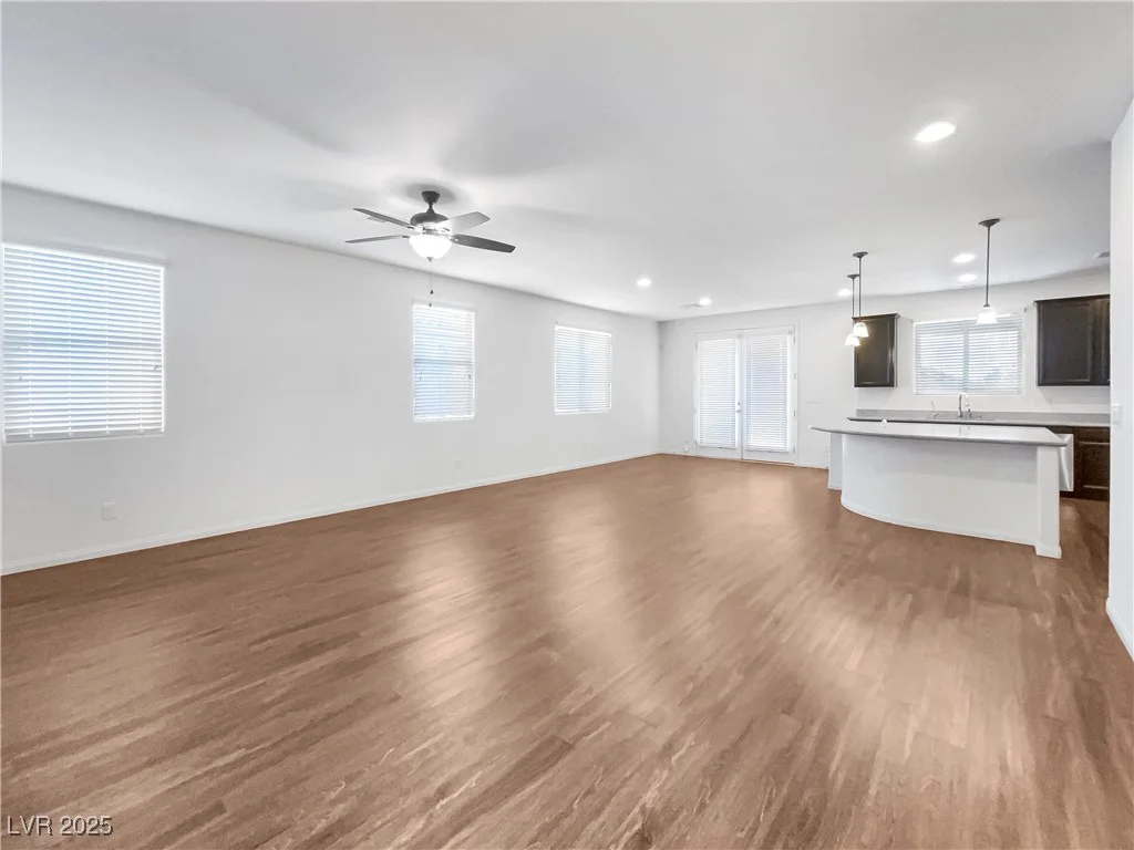 6220 Cotinga, North Las Vegas, NV 89031