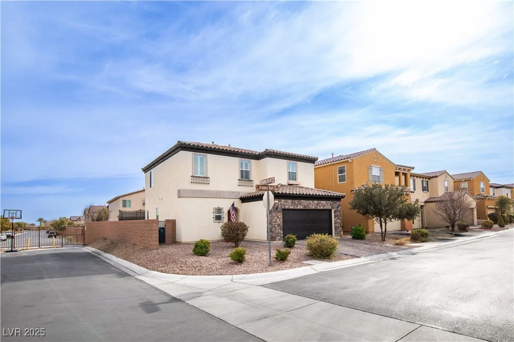 926 Hidden Bull, Las Vegas, NV 89178