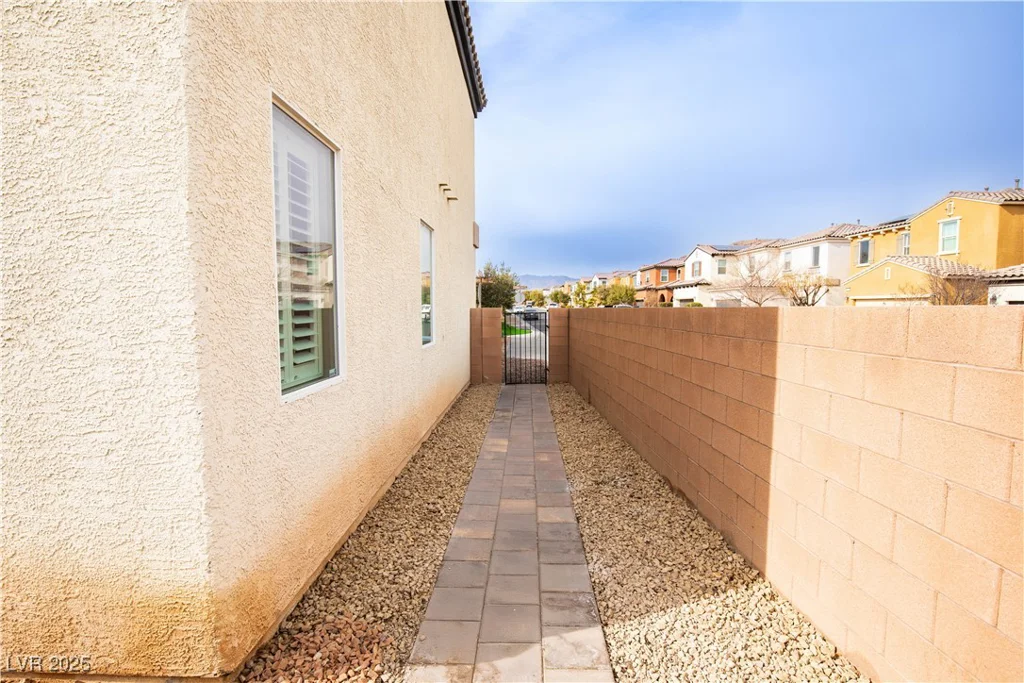 926 Hidden Bull, Las Vegas, NV 89178