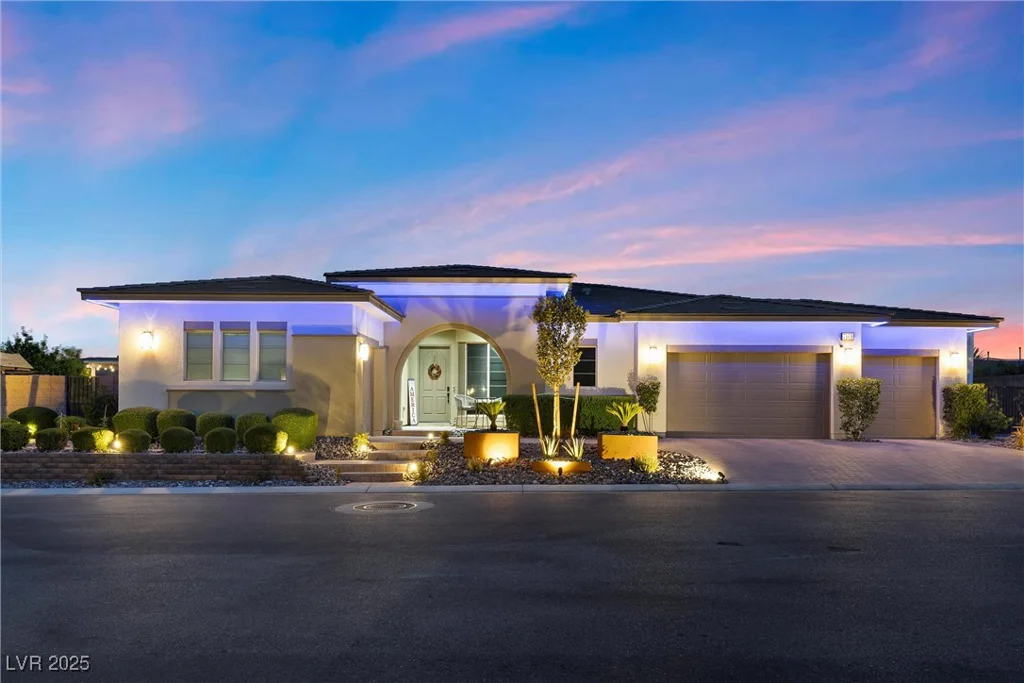 7869 Wheeler Creek, Las Vegas, NV 89113