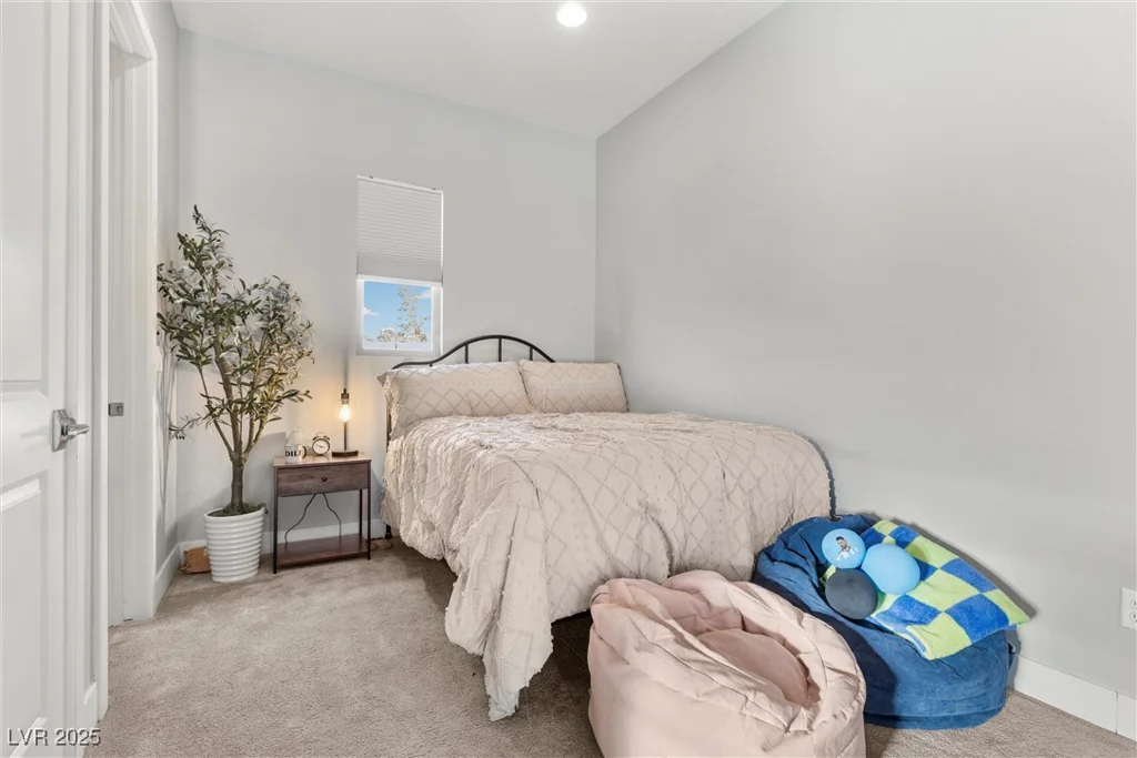 7869 Wheeler Creek, Las Vegas, NV 89113